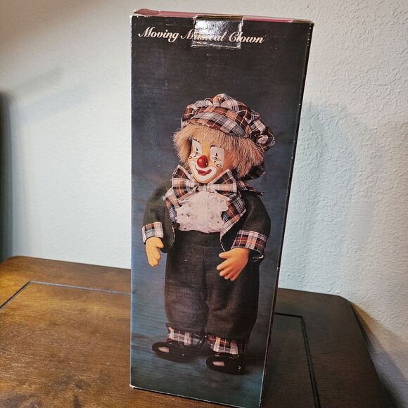 Vintage Wind Up Musical Moving Porcelain 12" Clown Doll in box pre-owned - Picture 4 of 5